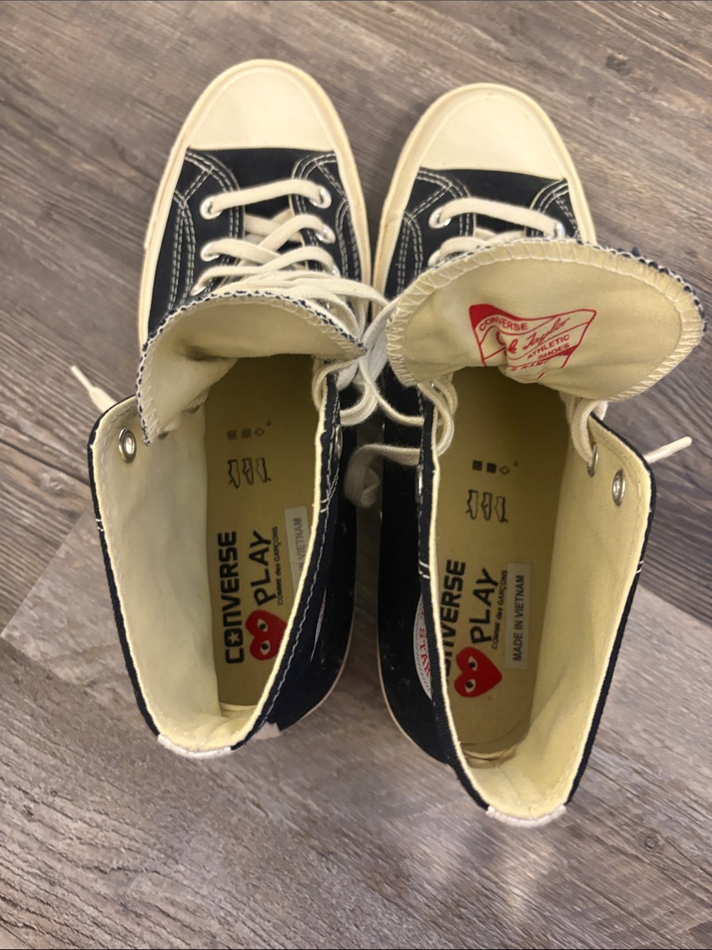 CdG PLAY x Converse Men’s Chuck Taylor All Star Peek-A-Boo High-Top Sneakers - Picture 5 of 7